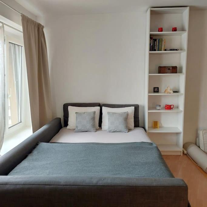 Centrum Studio Apartment With The Self-Check-In Bratislava Ngoại thất bức ảnh